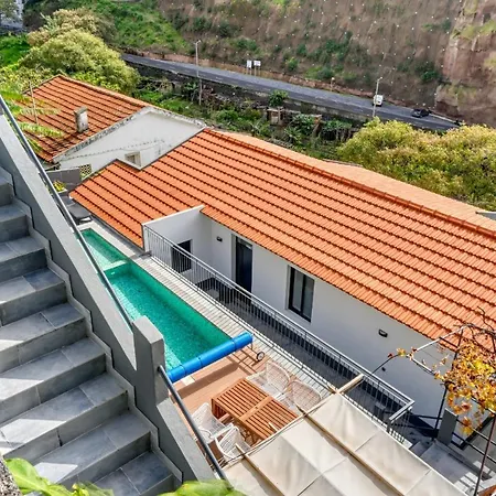 Valley House, A In Madeira Tatil Evi